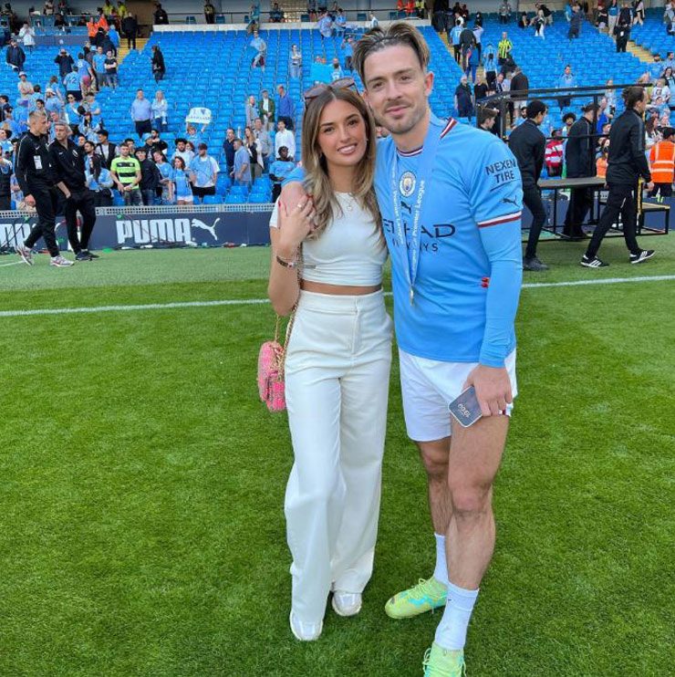 Grealish: Phong cách thời trang và niềm vui ngoài sân cỏ