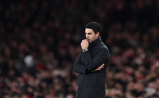 Arteta ‘đá xoáy’ huyền thoại Vieira: Thua MU không phải tại… ‘non gan’!