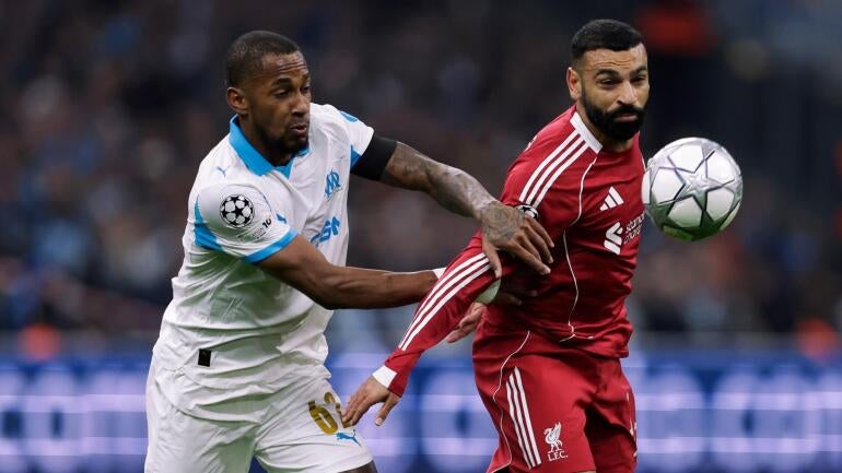 Arne Slot Giải Mã Salah: Liverpool Thăng Hoa, Bất Bại Nhờ ‘Phép Thuật’ Tái Hòa Nhập?