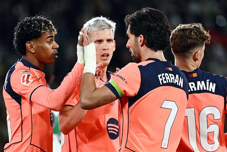 Old Trafford Sôi Sục: Carrick & MU Liệu Có Giải Mã “Ngựa Ô” Fulham Để Bay Cao?