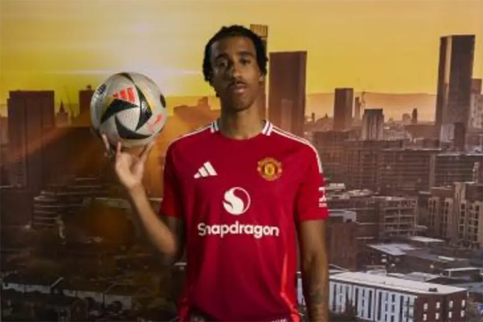 Leny Yoro “bốc hơi” tại MU: Canh bạc triệu đô thành “cú phốt” lịch sử?