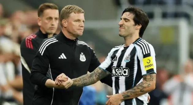 Tiền vệ Newcastle đối mặt án phạt nặng, ảnh hưởng đến giá trị chuyển nhượng.