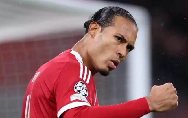 Virgil van Dijk – “Siêu nhân phòng ngự” trong mọi meta