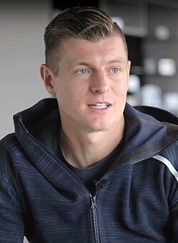 Kroos – Khi sự đơn giản trở thành nghệ thuật