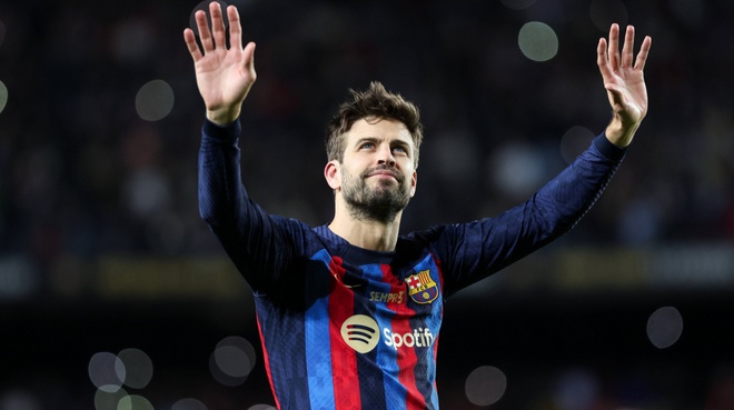 Piqué được cho là đang cân nhắc trở lại bóng đá trong vai trò cầu thủ kiêm chủ tịch CLB FC Andorra.