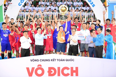 Giải đấu hấp dẫn nhất hành tinh tiếp tục chứng minh sức mạnh tài chính.