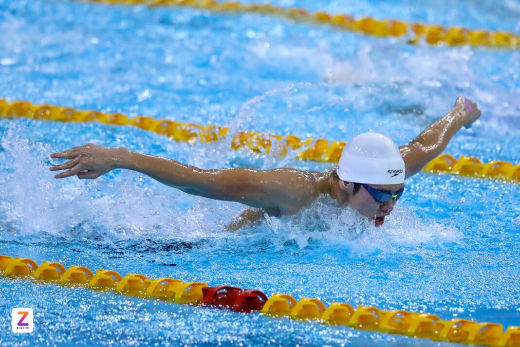 Nguyễn Quang Thuấn giành HCV 400m hỗn hợp cá nhân nam tại SEA Games 33