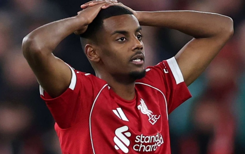 Alexander Isak Chấn Thương Dài Hạn, Hàng Công Liverpool Lao Đao