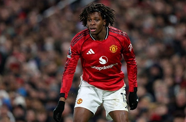 Dorgu: Ngôi Sao Mờ Ám Hay Cứu Tinh Bất Ngờ Của MU Thời Hậu Amorim?