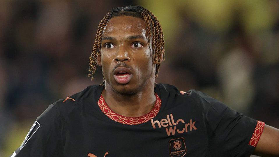 Liverpool “chốt hạ” bom tấn 60 triệu bảng, Chelsea chỉ biết “nhìn từ xa”!